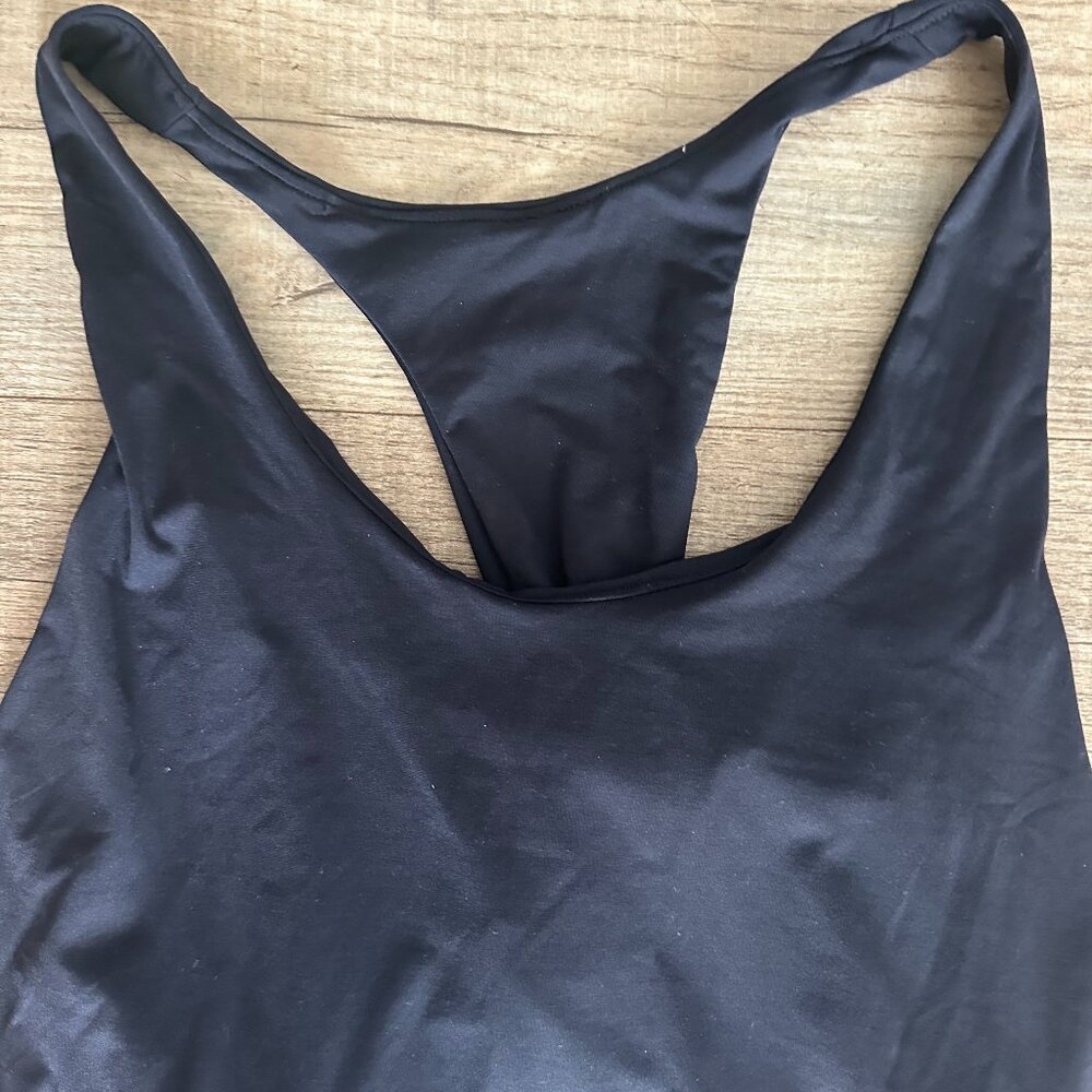 Women's "ALO" Black Tank with Twist in Back - Size L.  Excellent condition!